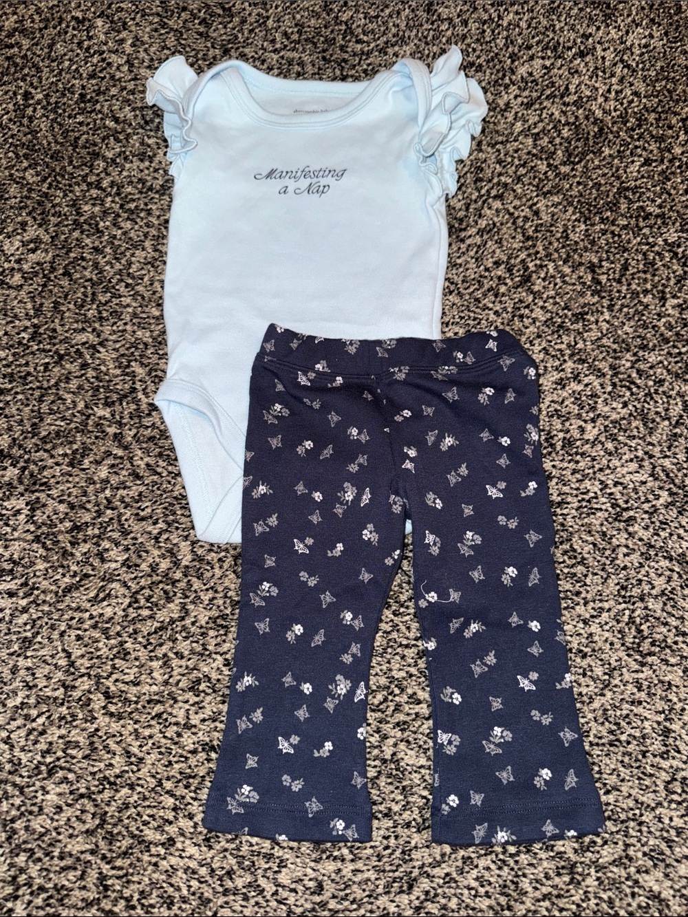 Kids Light Blue Ruffle Sleeve Bodysuit and Navy Floral Pants Set